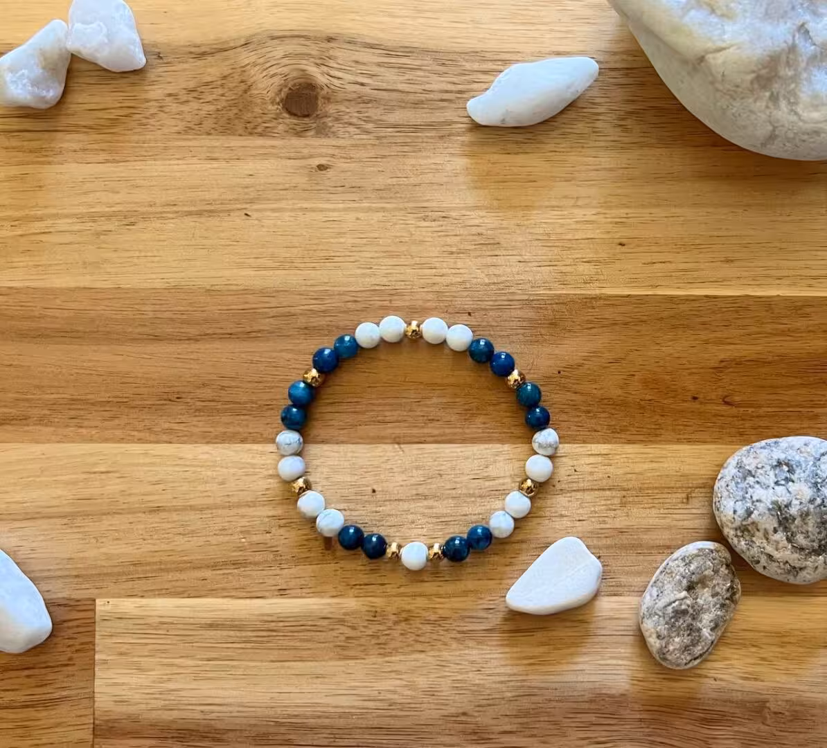 bracelet-howlite-apatite-bleue Bracelet howlite apatite bleue